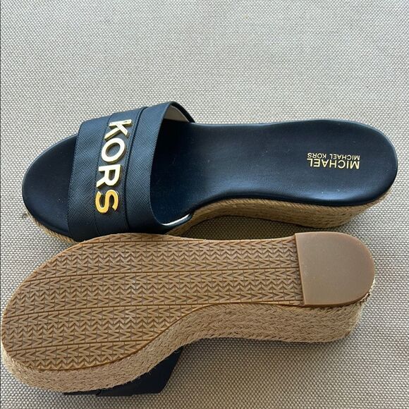 Michael Kors navy Slide Sandals NEW WO TAGS - Picture 5 of 5